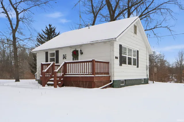 $210,000 | 11440 East 400 North, Grovertown, IN 46531