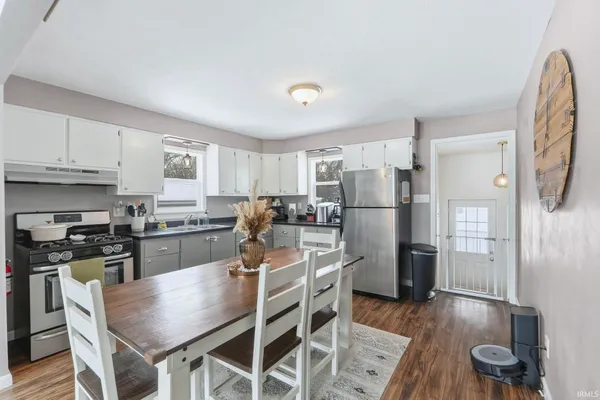 $220,000 | 11440 East 400 North, Grovertown, IN 46531