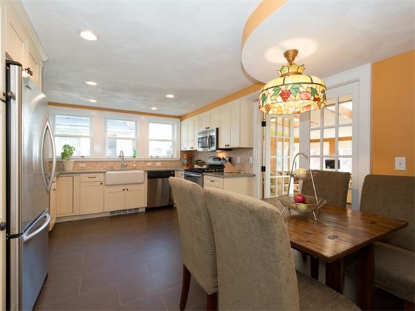 21 Badger Road Medford, MA 02155 - Photo 4 of 23 Gallery Image 4