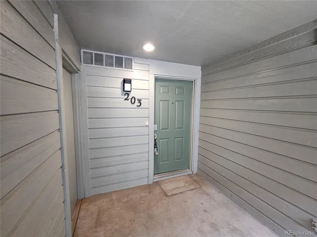 $1,395 | 144 West Rockrimmon Boulevard, Unit 203, Colorado Springs, CO 80919