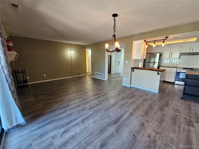 $1,395 | 144 West Rockrimmon Boulevard, Unit 203, Colorado Springs, CO 80919