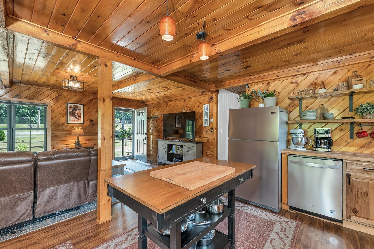214 Middle Road Tuftonboro, NH 03816 - Photo 23 of 52