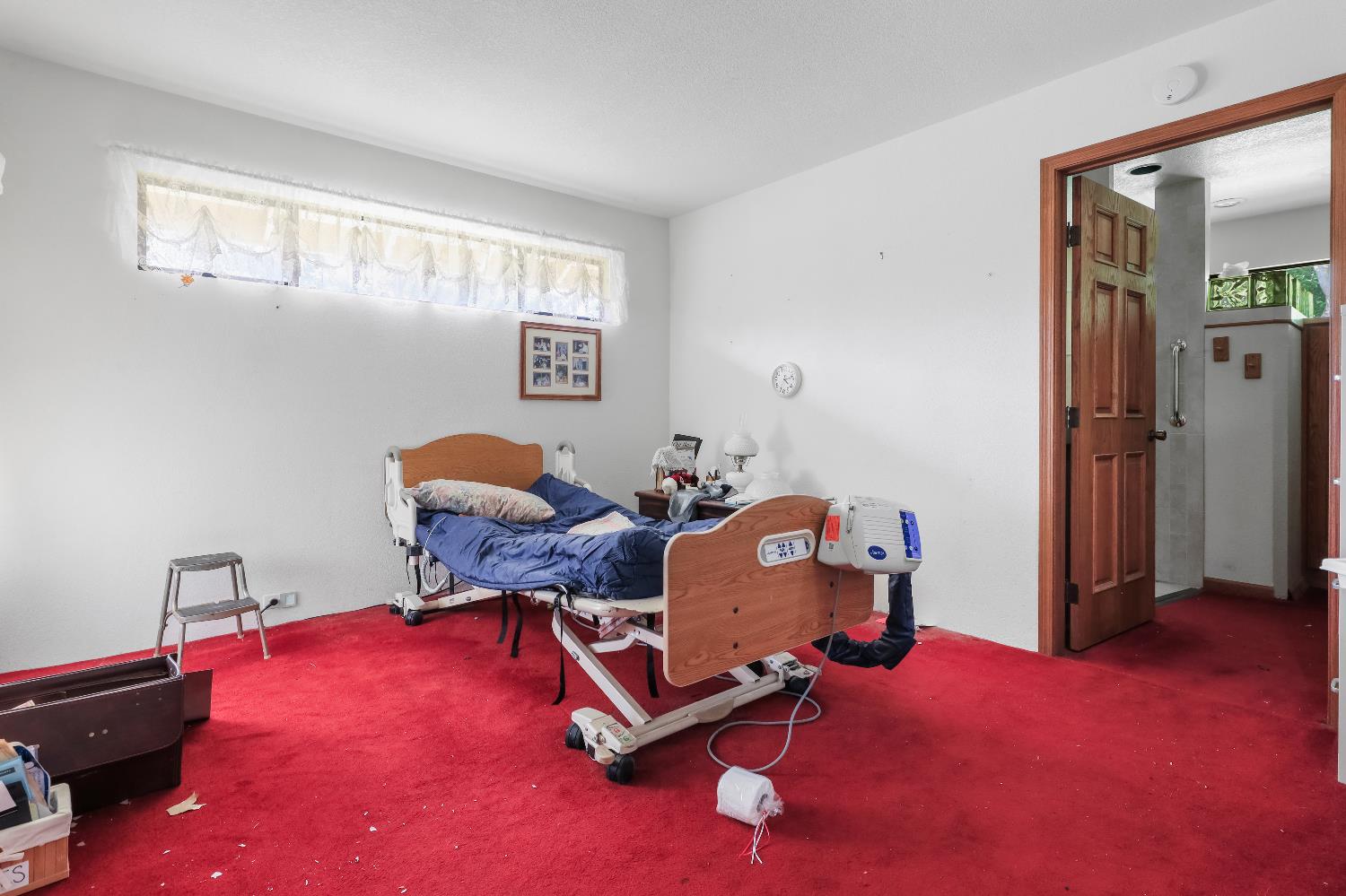 9537 Alta Mesa Road Wilton, CA 95693 - Photo 27 of 33 a room with furniture and windows