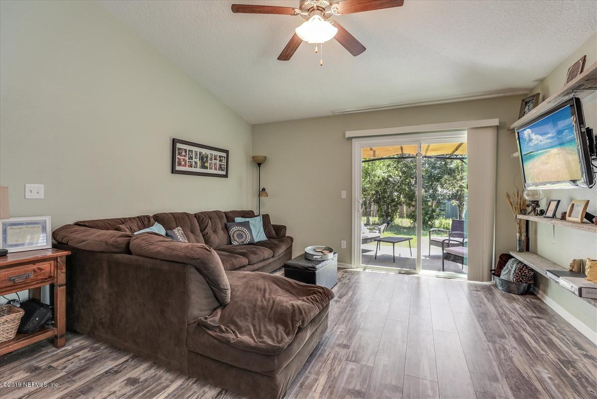 105 Fallen Timber Way St. Augustine, FL 32084 - Photo 8 of 22 09-Family Room