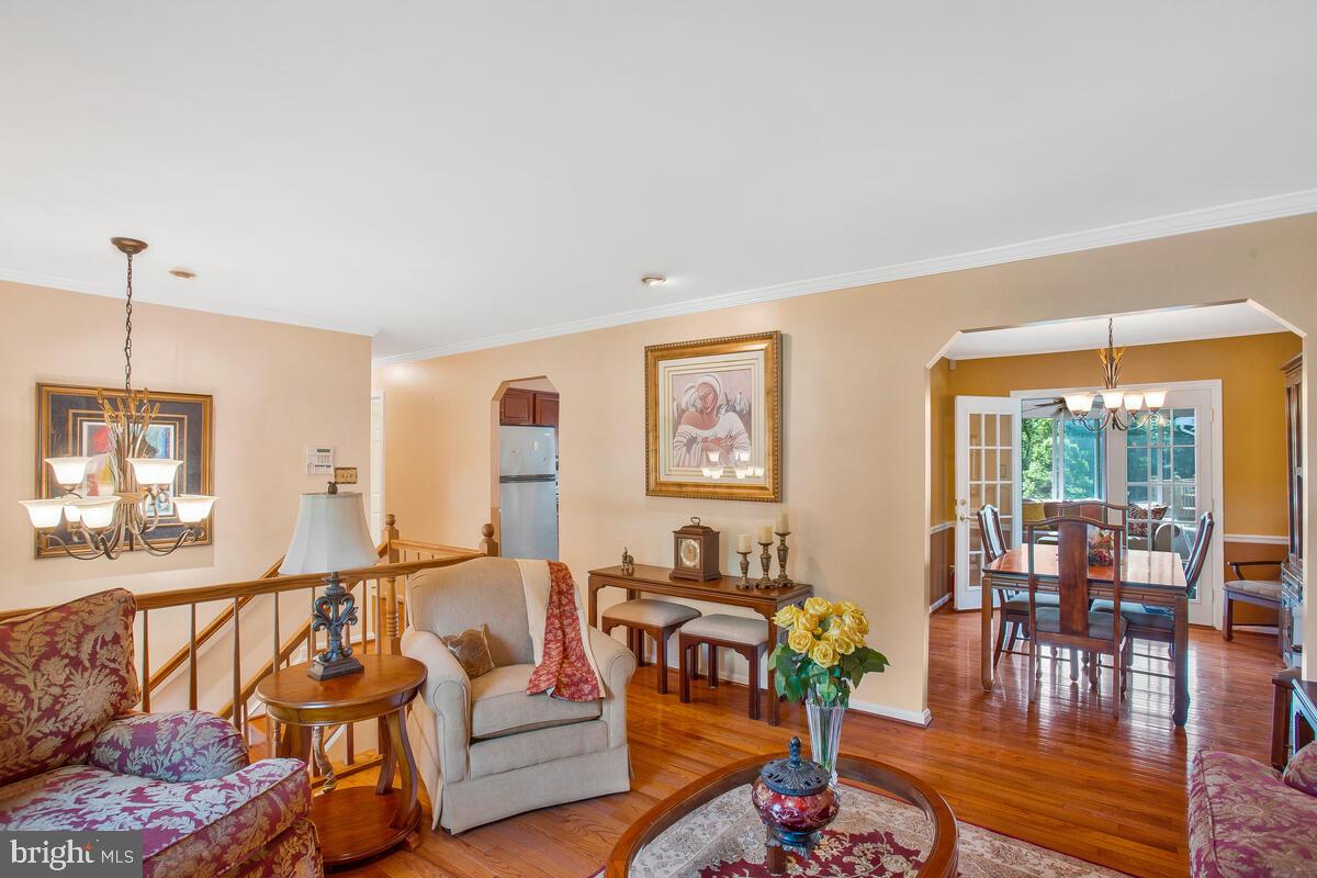 8926 Santeetlah Road Clinton, MD 20735 - Photo 7 of 45