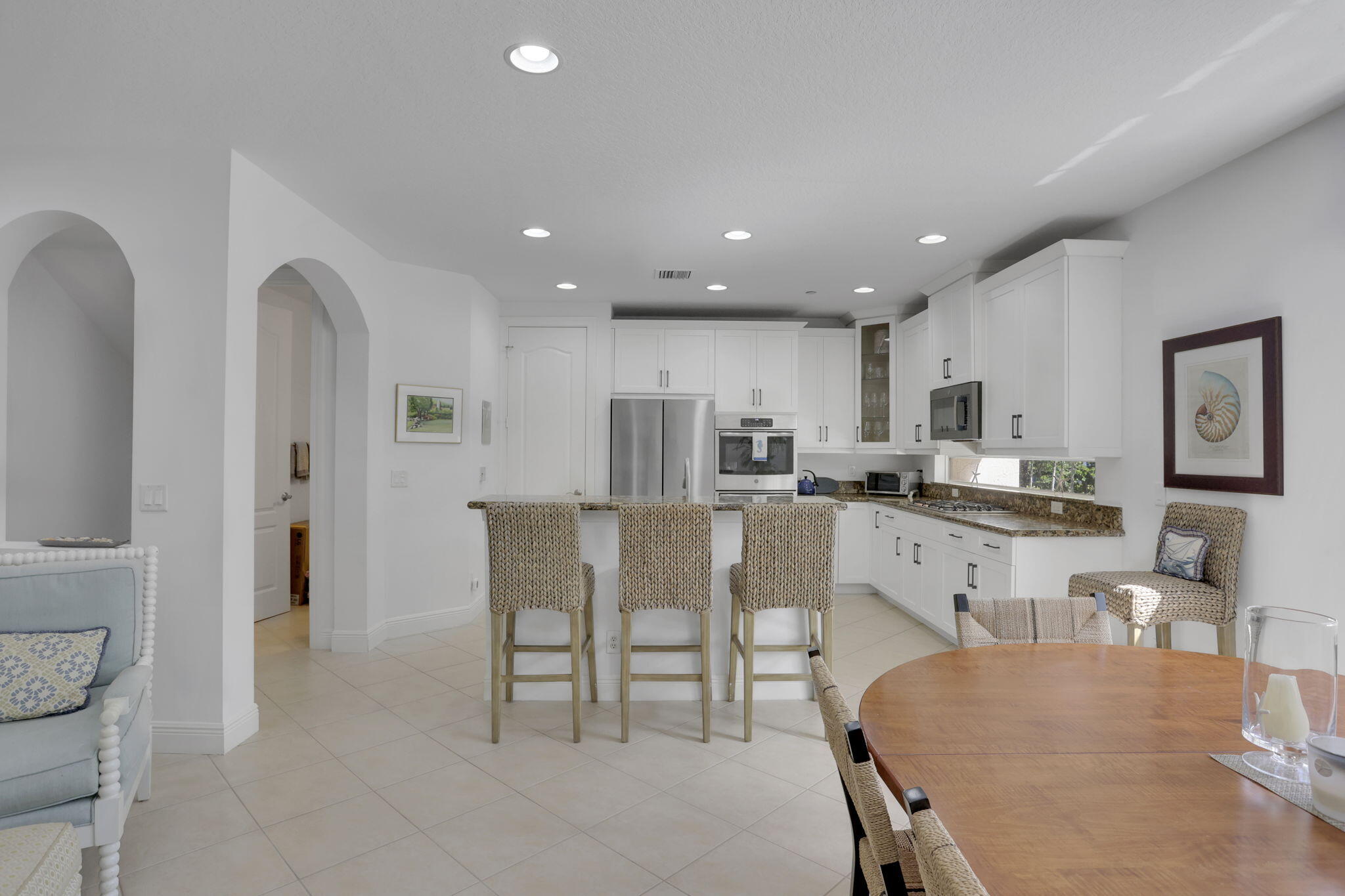 5660 Northeast Trieste Way Boca Raton, FL 33487 - Photo 27 of 42 Kitchen