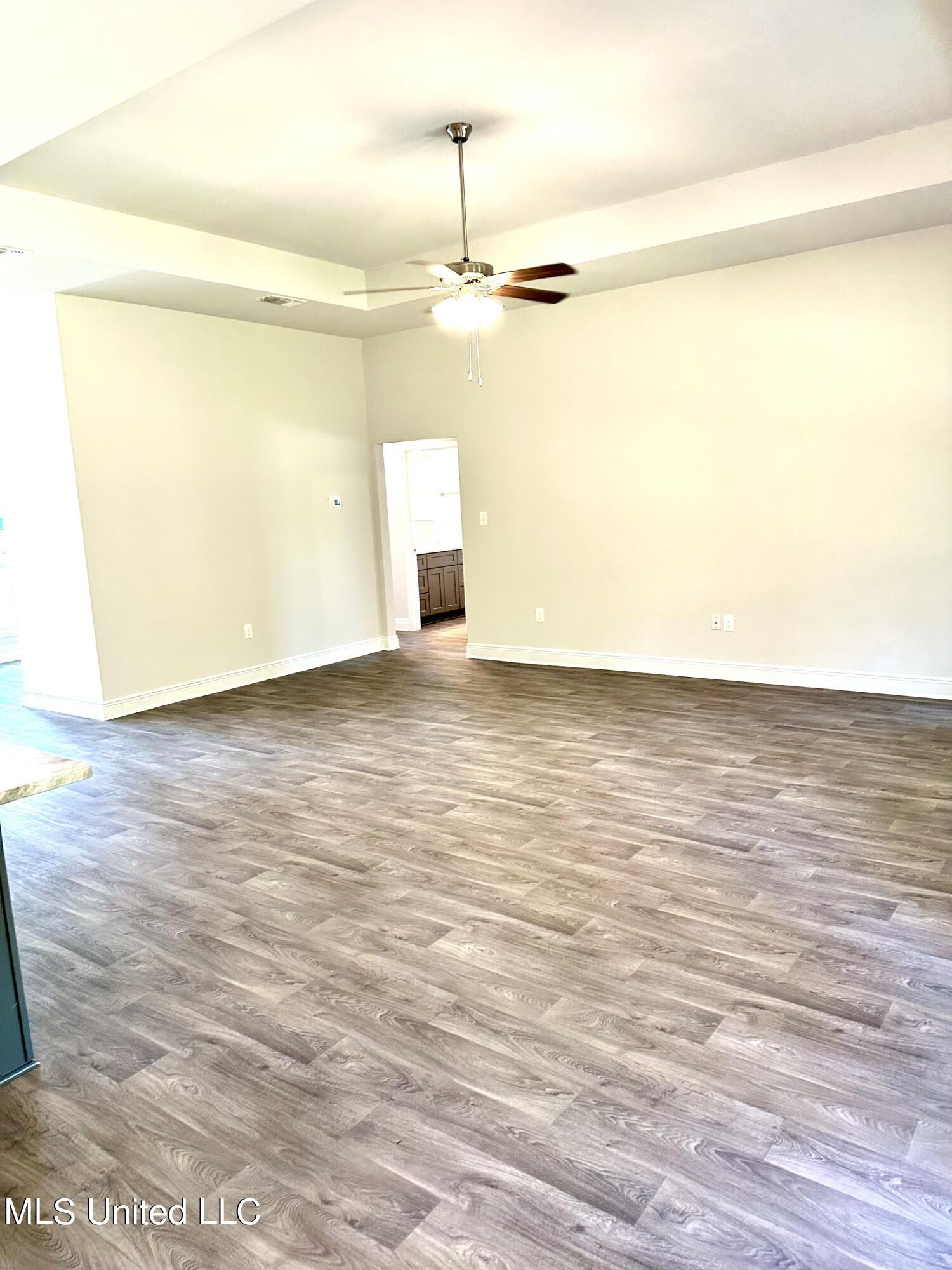 6211 Roxanne Way Biloxi, MS 39532 - Photo 23 of 62 IMG_0978