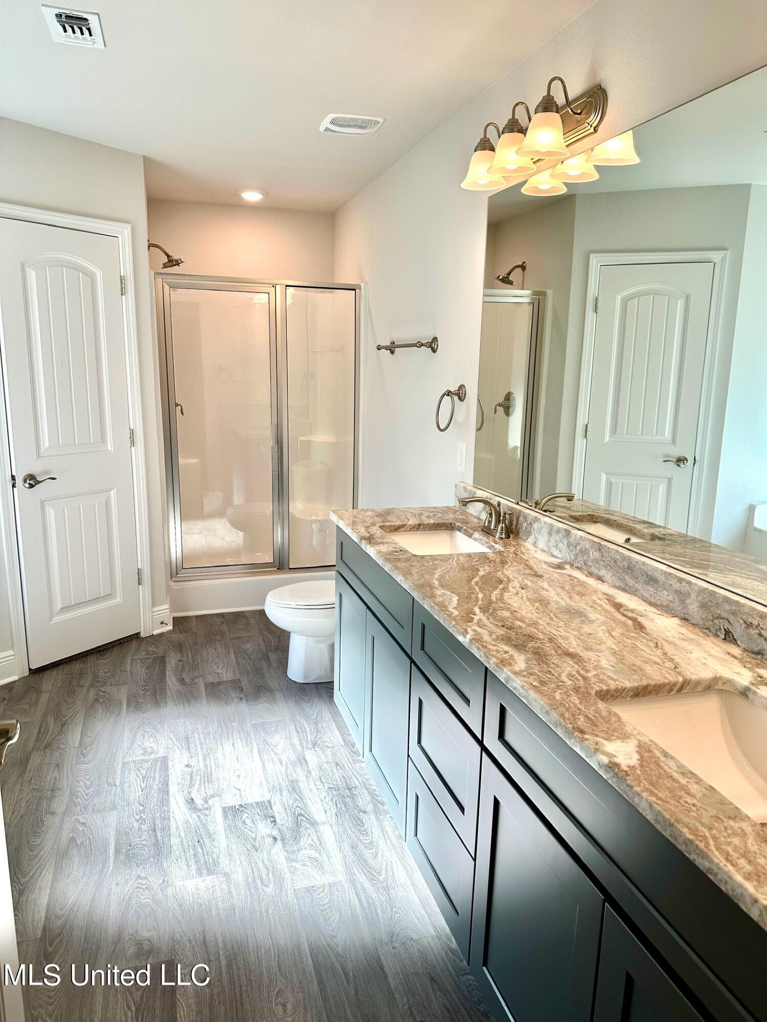 6211 Roxanne Way Biloxi, MS 39532 - Photo 33 of 62 IMG_0968