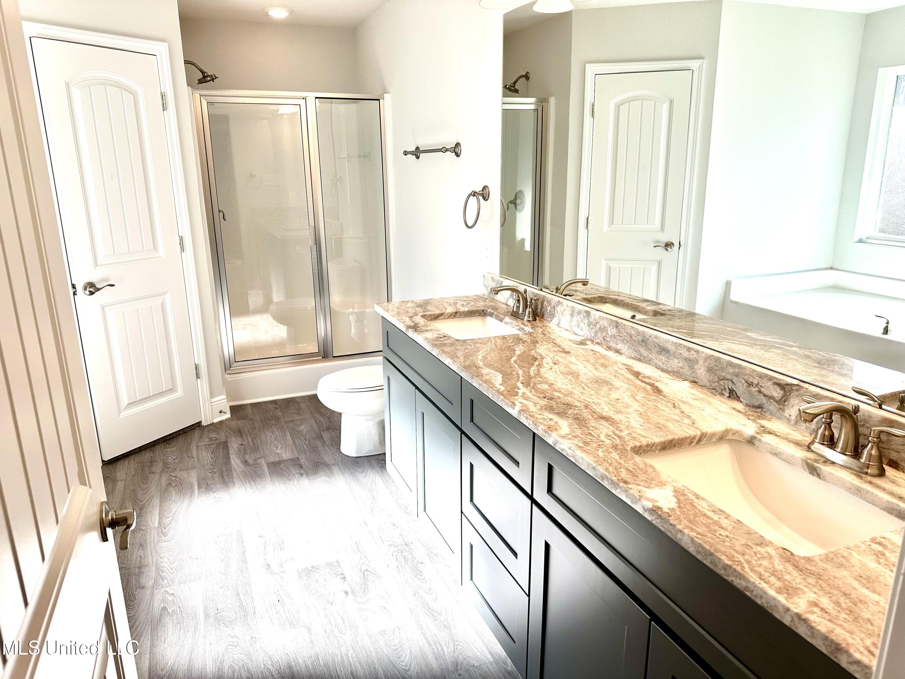 6211 Roxanne Way Biloxi, MS 39532 - Photo 34 of 62 IMG_0969