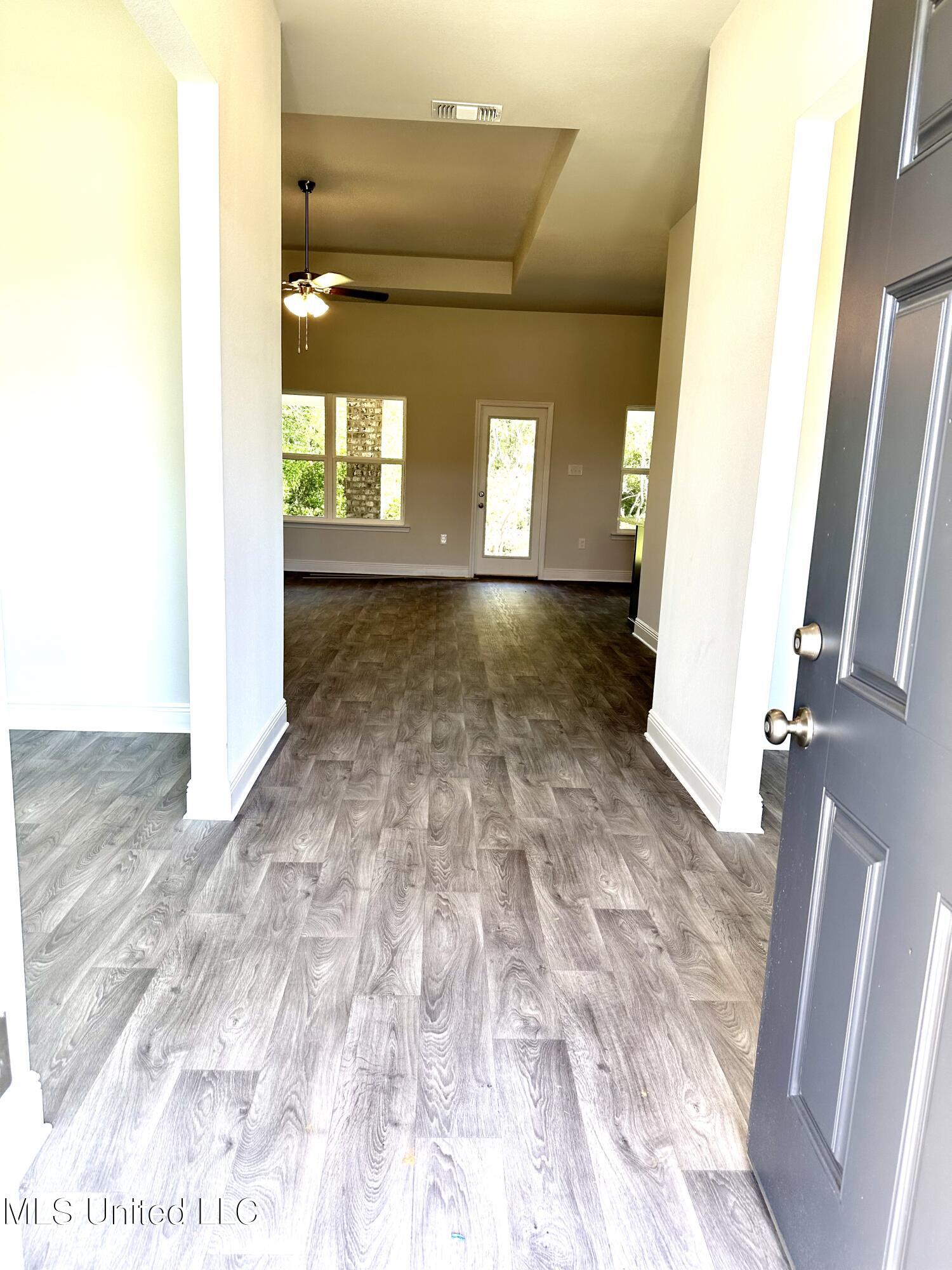 6211 Roxanne Way Biloxi, MS 39532 - Photo 43 of 62 IMG_0958