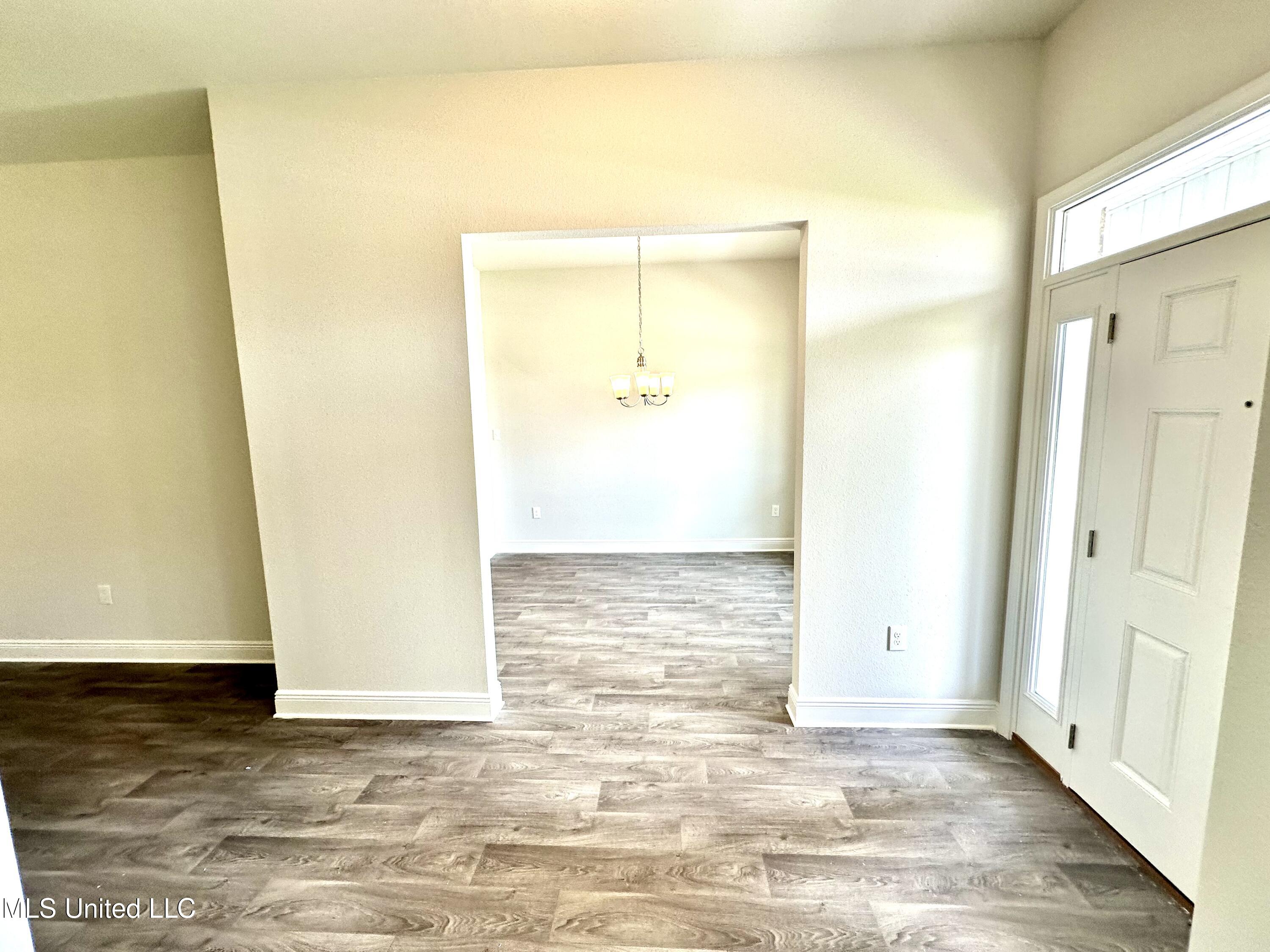 6211 Roxanne Way Biloxi, MS 39532 - Photo 51 of 62 IMG_1287