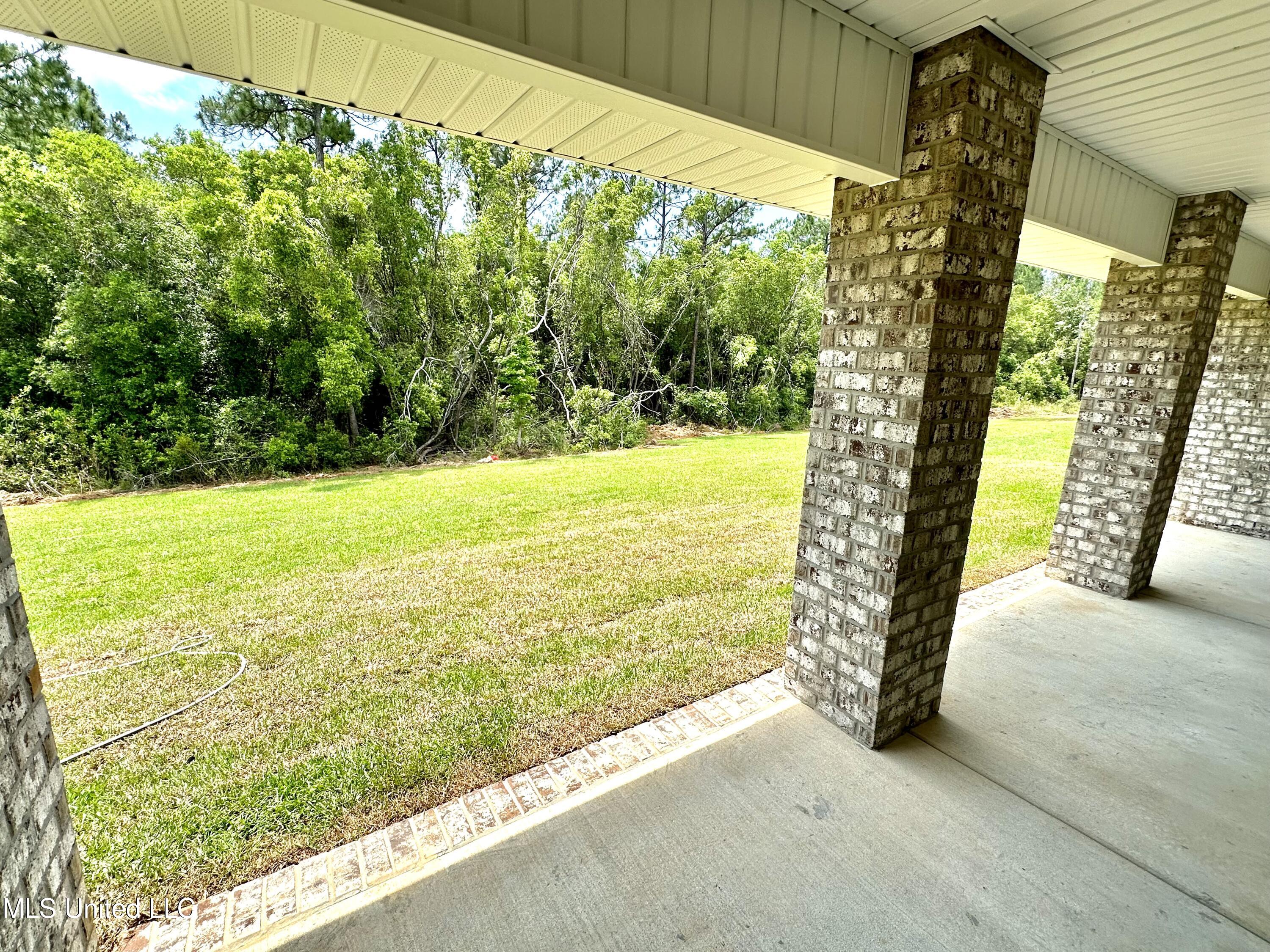 6211 Roxanne Way Biloxi, MS 39532 - Photo 56 of 62 IMG_1328