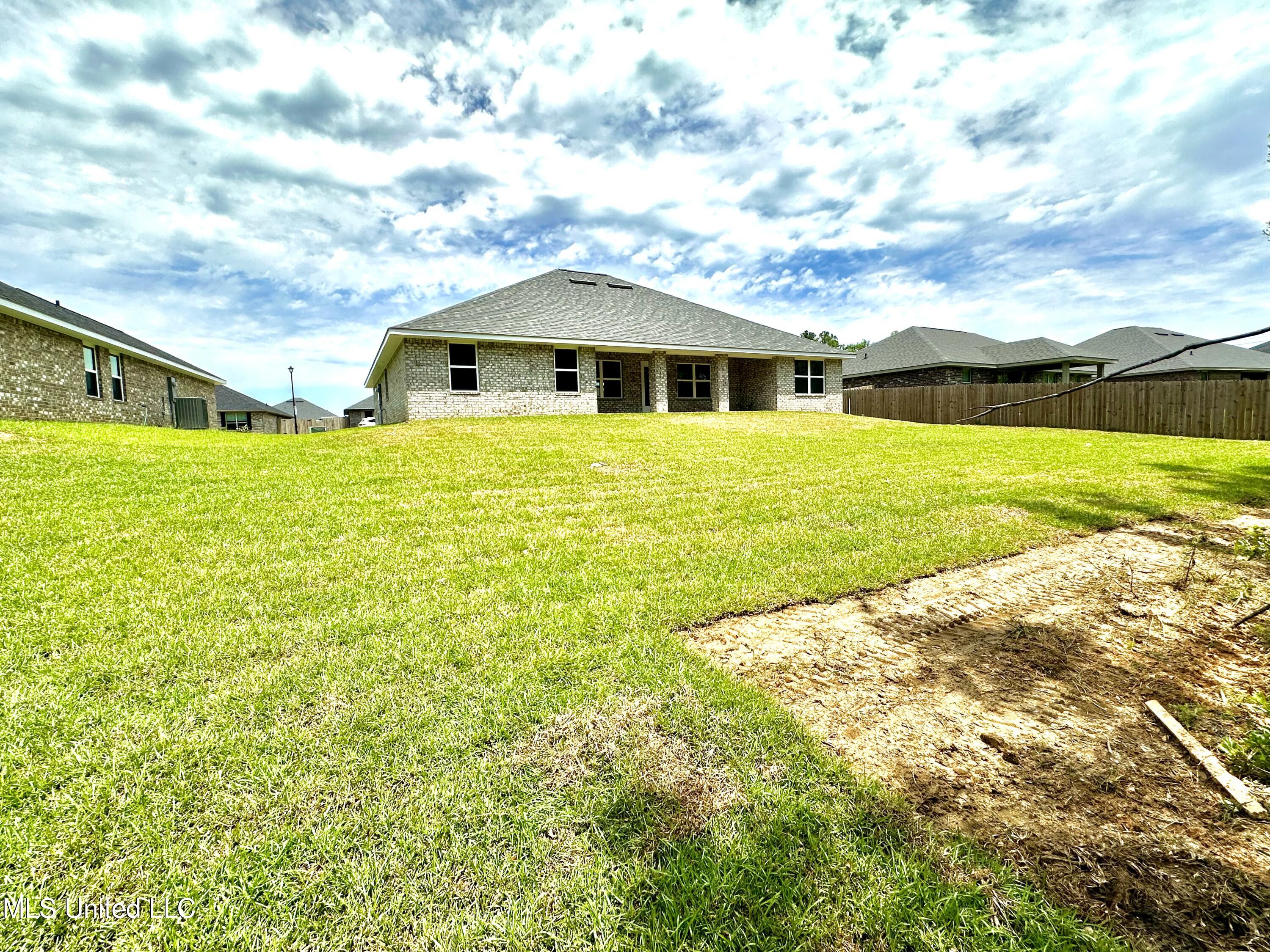 6211 Roxanne Way Biloxi, MS 39532 - Photo 62 of 62 IMG_1323
