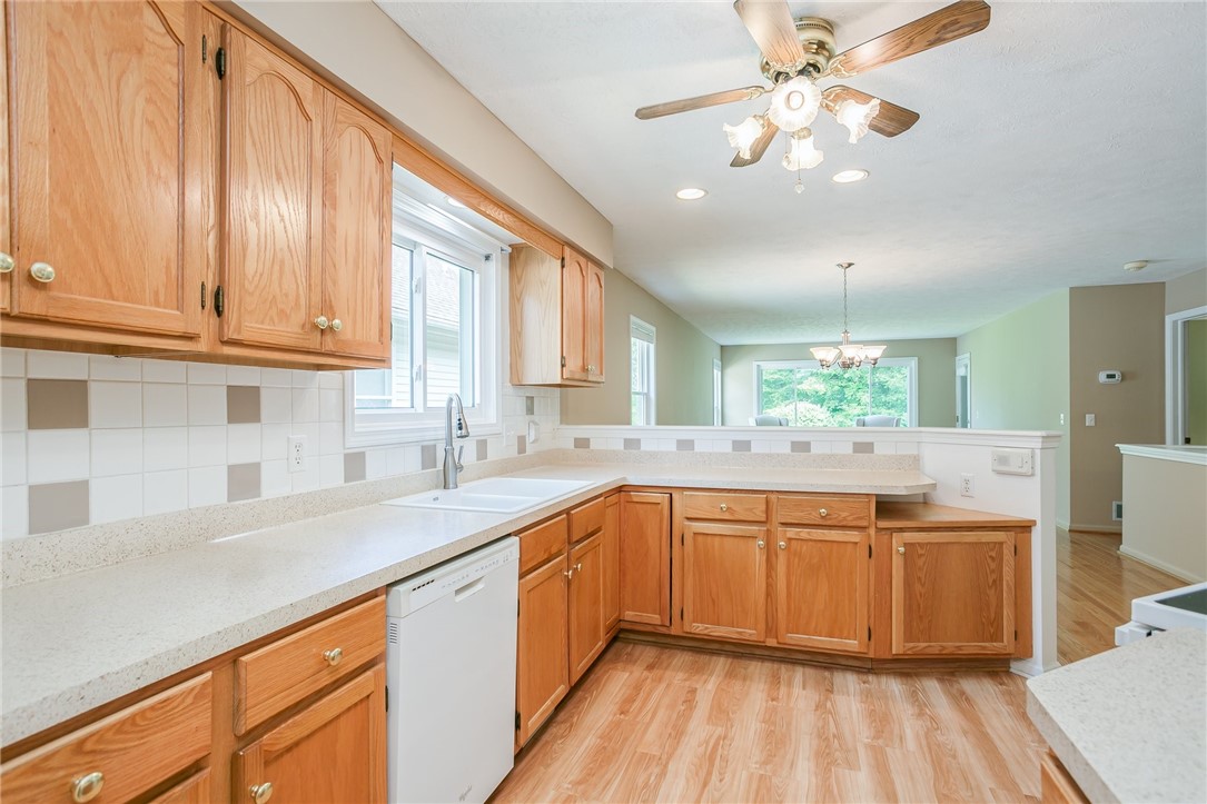 204 Webster Commons Boulevard Webster, NY 14580 - Photo 3 of 50