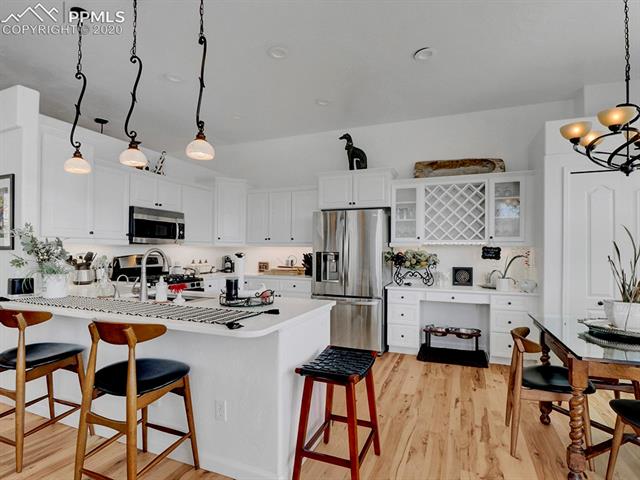 2313 Cinnabar Road Colorado Springs, CO 80921 - Photo 7 of 30 Gallery Image 7