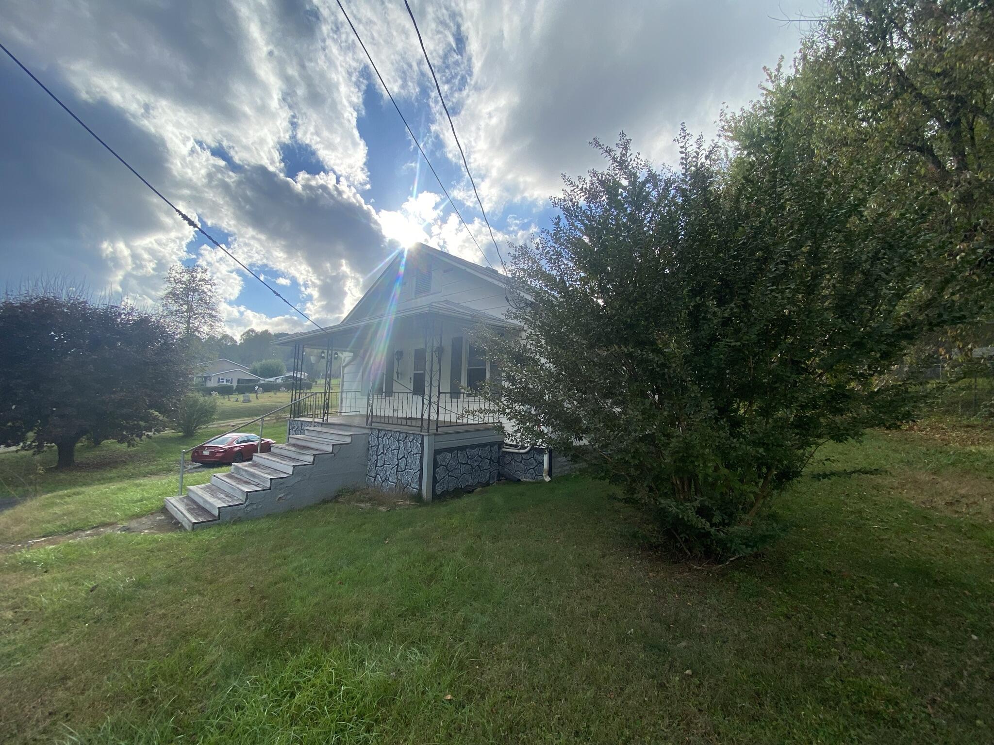 508 Rittertown Road Hampton, TN 37658 - Photo 2 of 22 IMG_4030