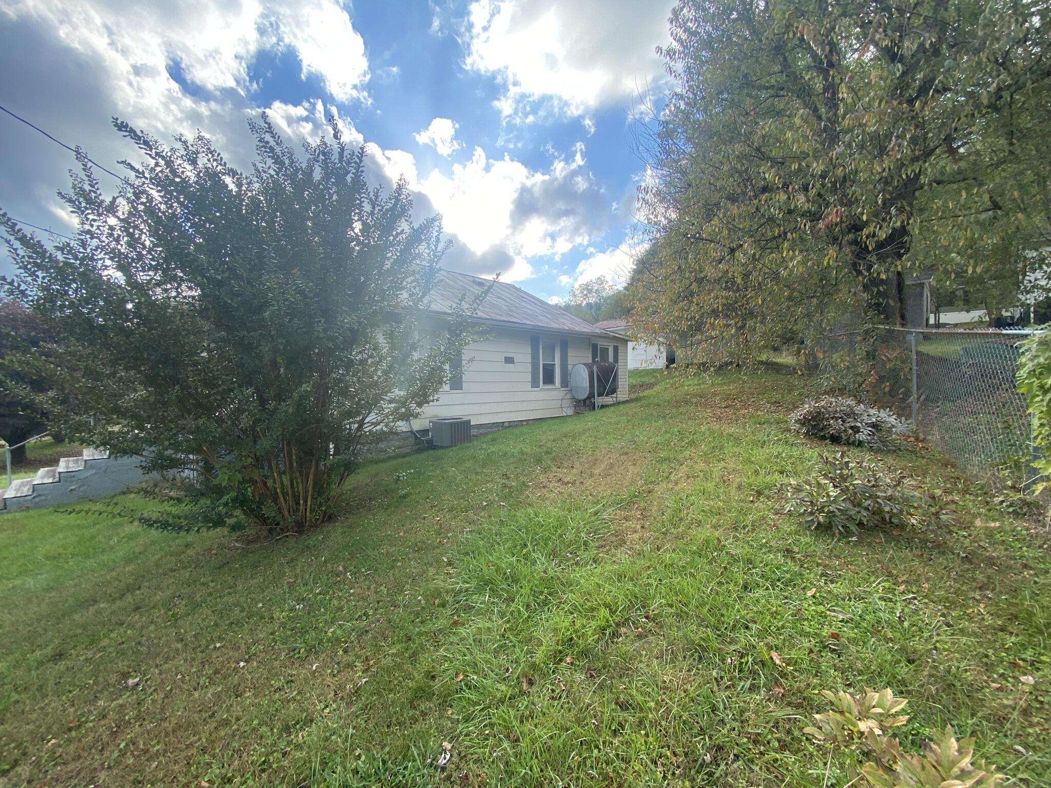 508 Rittertown Road Hampton, TN 37658 - Photo 19 of 22 IMG_4032