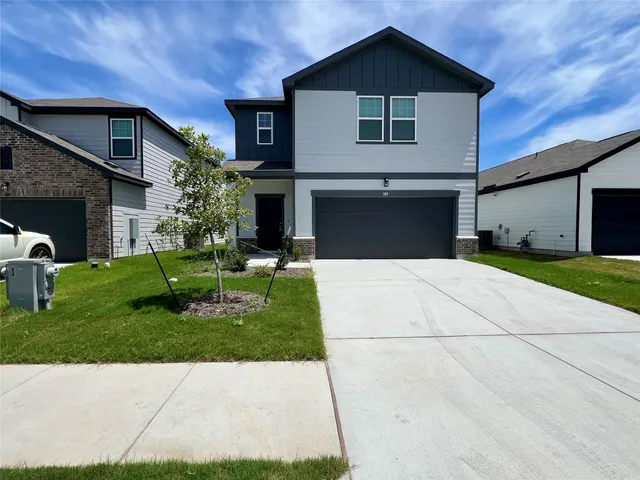 $2,250 | 509 Lagoon Drive, Maxwell, TX 78656