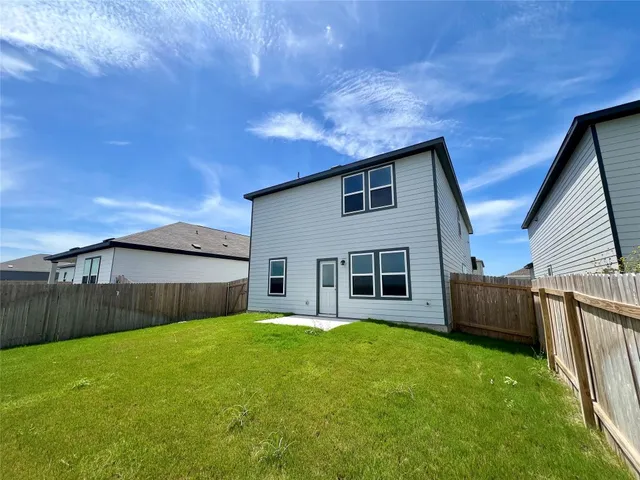 $2,250 | 509 Lagoon Drive, Maxwell, TX 78656