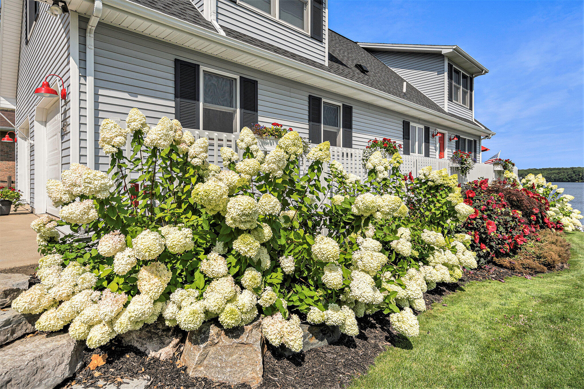 627 Harrington Road Delton, MI 49046 - Photo 47 of 72 010_jbs04847