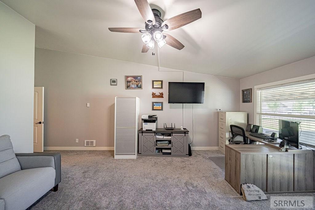 1005 Airport Road Blackfoot, ID 83221 - Photo 35 of 48 Bedroom 7