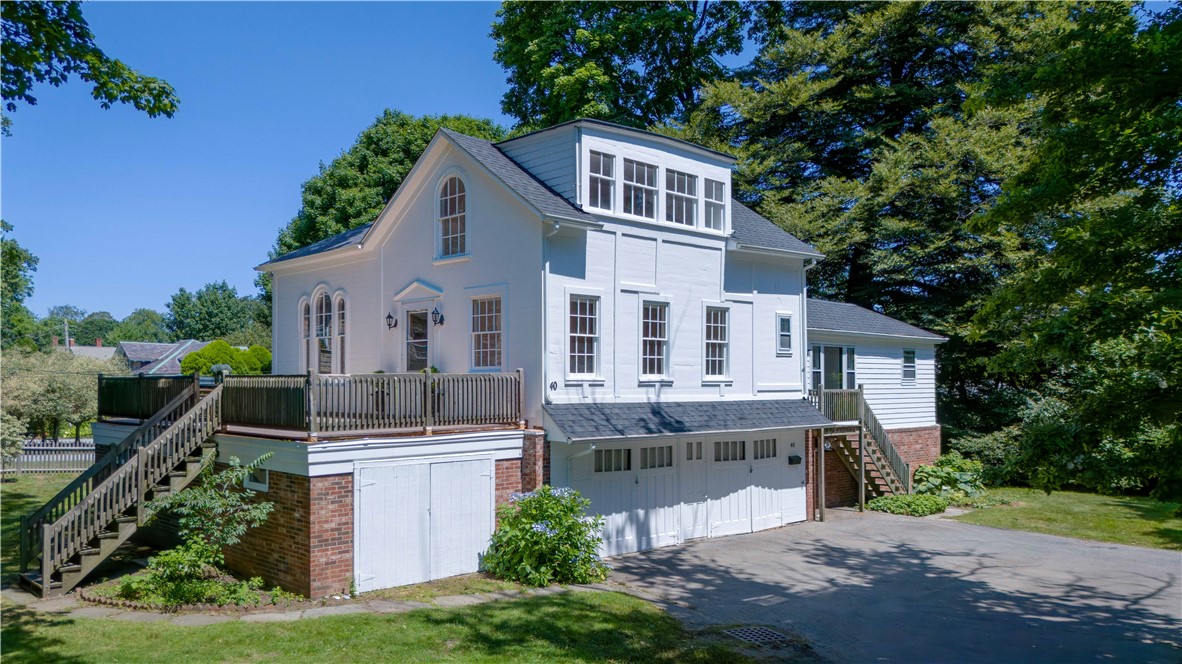 40 Catherine Street Newport, RI 02840 - Photo 1 of 24