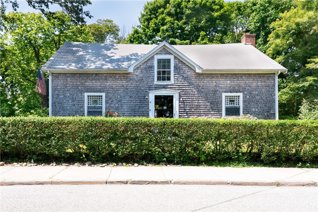 40 Catherine Street Newport, RI 02840 - Photo 4 of 24