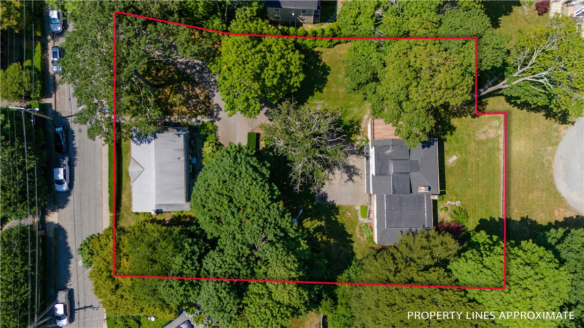 40 Catherine Street Newport, RI 02840 - Photo 5 of 24