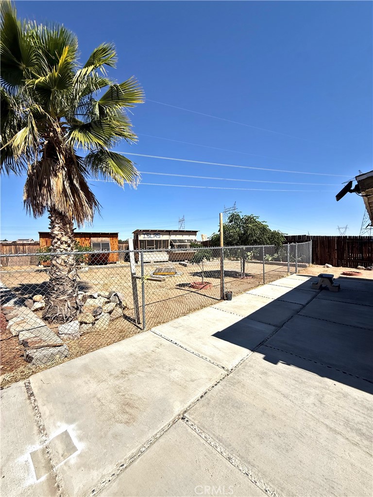 13382 Fox Run Road Victorville, CA 92392 - Photo 36 of 36
