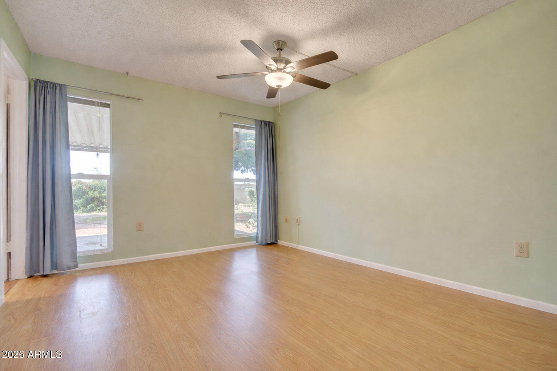 15416 North Ridgeview Road Sun City, AZ 85351 - Photo 4 of 14 Bed 2a