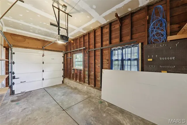 $285,000 | 1088 Key W Avenue, Webster Groves, MO 63119