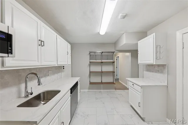 $285,000 | 1088 Key W Avenue, Webster Groves, MO 63119