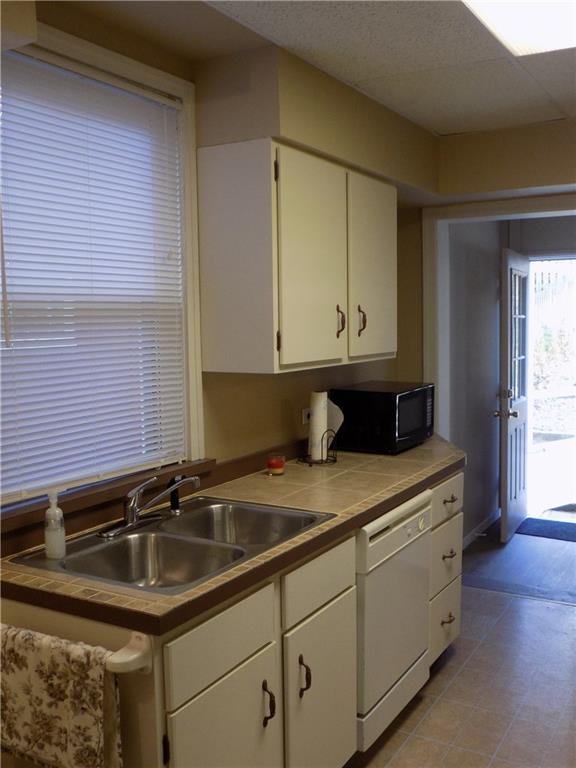 1516 Beaver Road Ambridge, PA 15003 - Photo 11 of 24 Wonderful kitchen
