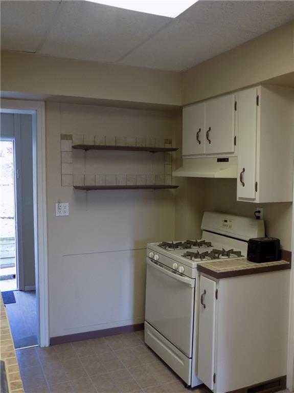 1516 Beaver Road Ambridge, PA 15003 - Photo 12 of 24 Kitchen