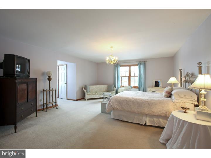 963 Bucks Road Perkasie, PA 18944 - Photo 14 of 20 Master Bedroom