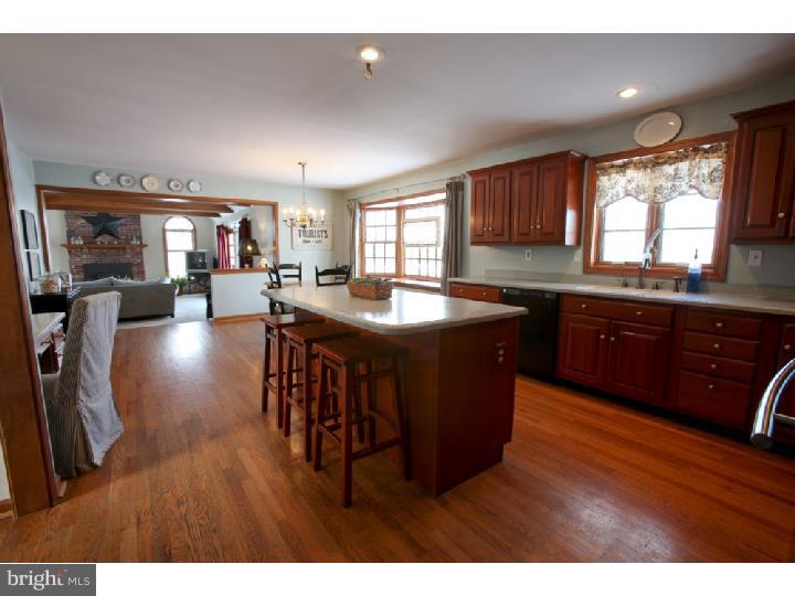 963 Bucks Road Perkasie, PA 18944 - Photo 3 of 20 Kitchen