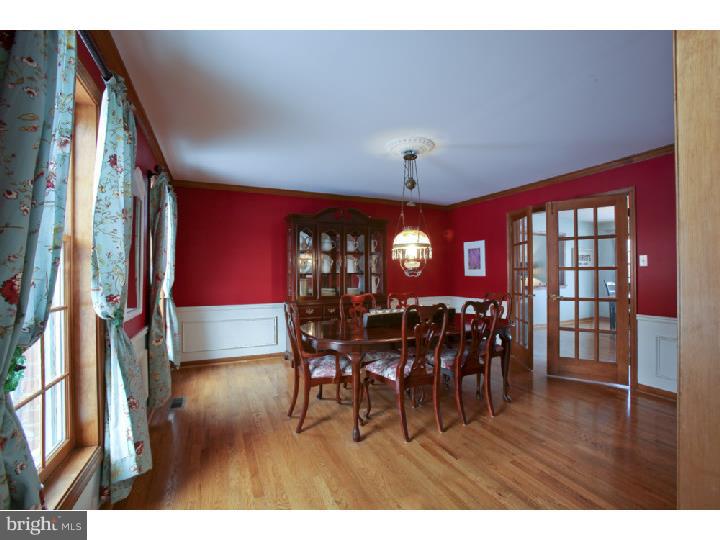963 Bucks Road Perkasie, PA 18944 - Photo 7 of 20 Dining Room