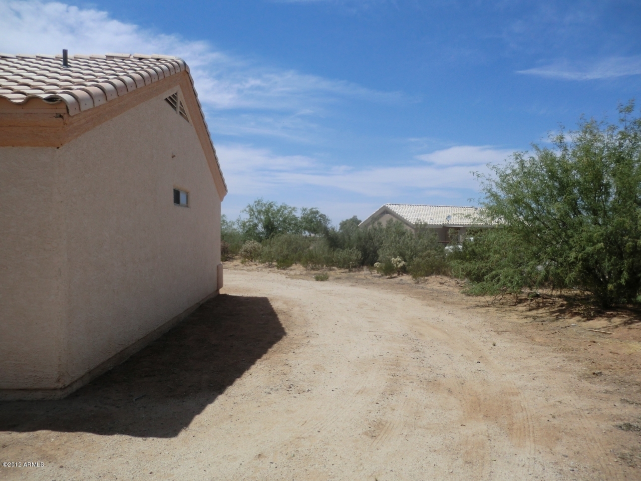 8607 North Diffin Road Florence, AZ 85132 - Photo 28 of 29 SIDE OF PROPERTY