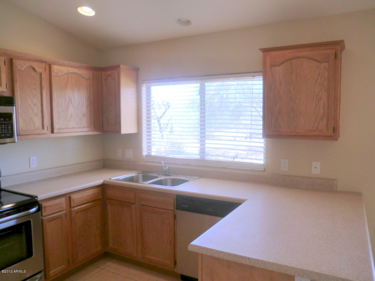 8607 North Diffin Road Florence, AZ 85132 - Photo 3 of 29 KITCHEN