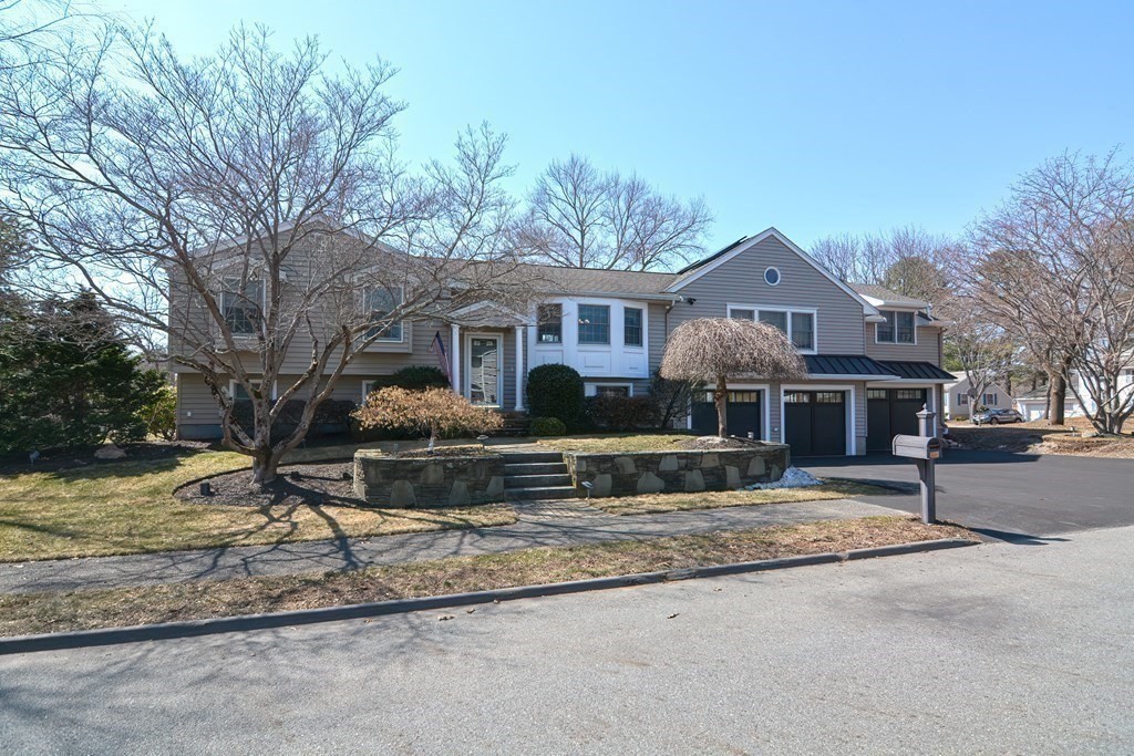 1 Edgewood Road Middleton, MA 01949 - Photo 3 of 42 Gallery Image 3
