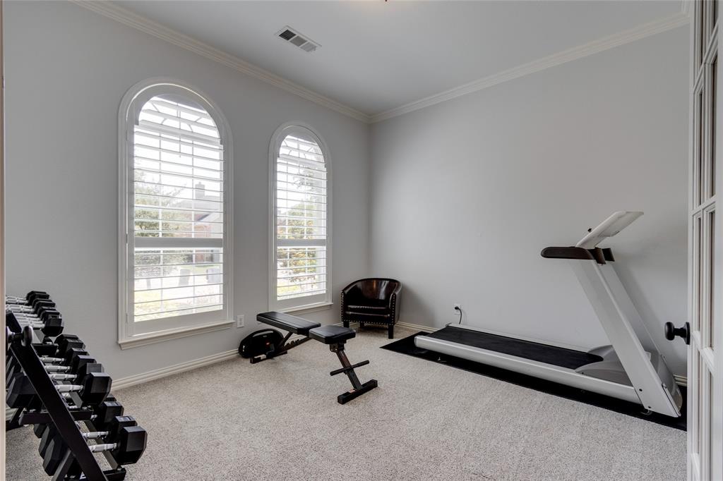 1237 Burnett Road Lantana, TX 76226 - Photo 15 of 31 Gallery Image 15