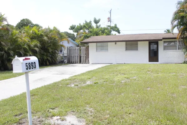 $3,200 | 5893 Williamson Road, Jupiter, FL 33458