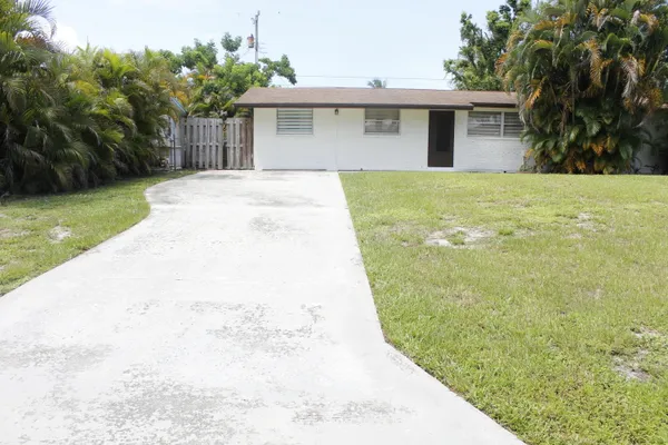 $3,200 | 5893 Williamson Road, Jupiter, FL 33458