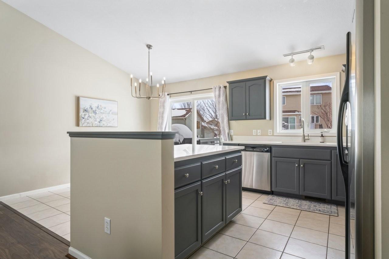 6247 Fairway Drive Northwest Rochester, MN 55901 - Photo 7 of 33