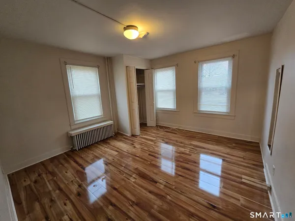 $2,200 | 157 Eastern Avenue, Waterbury, CT 06708