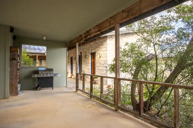 $1,245,000 | 1401 Red Hawk Road, Wimberley, TX 78676