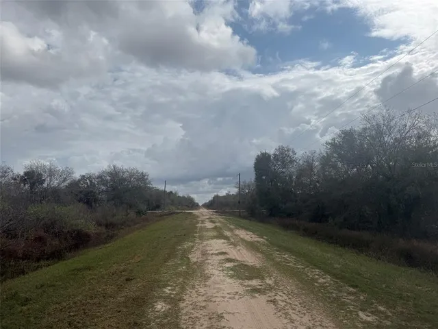 $25,900 | 17667 Northwest 254th Street, Okeechobee, FL 34972