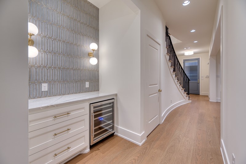 2006 Lexington Street Houston, TX 77098 - Photo 7 of 42