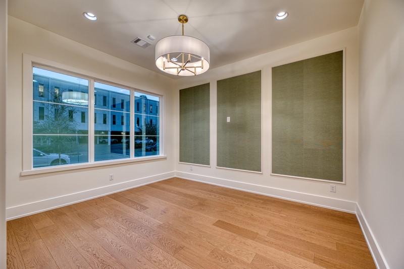 2006 Lexington Street Houston, TX 77098 - Photo 8 of 42 Beautiful Study with accent panels