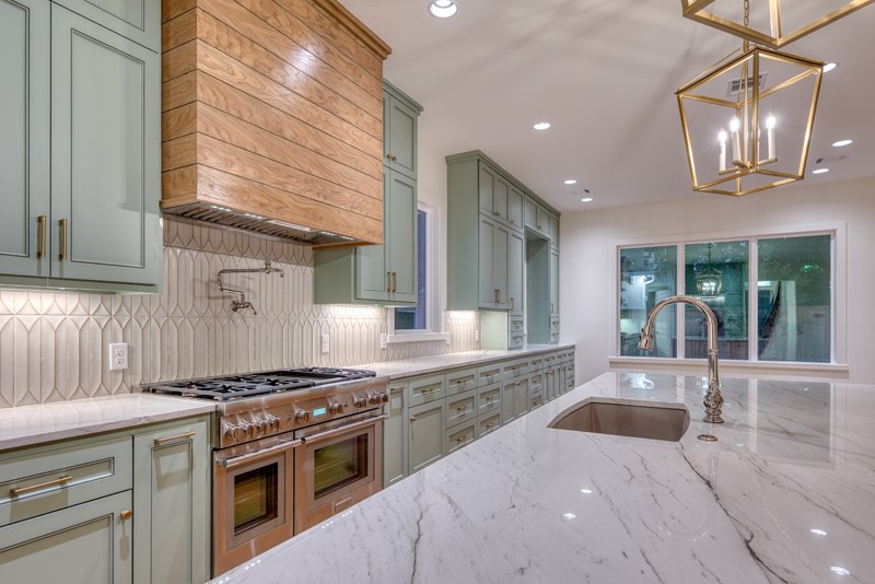 2006 Lexington Street Houston, TX 77098 - Photo 10 of 42 Phenomenal Kitchen